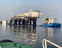 Организация захода полупогружного судна